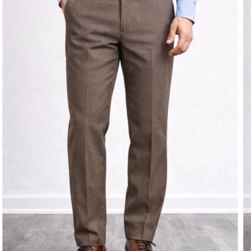 Elegant Men's Tan Dress Trousers
